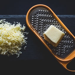 Geriebener Käse