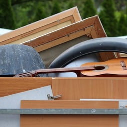 sperrmüll haushaltsauflösung gitarre