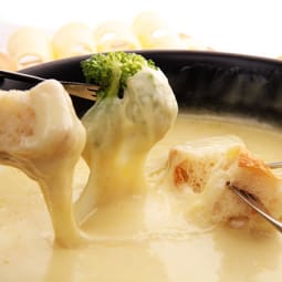 Fondue hinterlässt oft einen starken Käsegeruch.