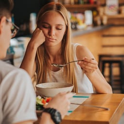 Stresshungerer haben oft mit Appetitlosigkeit zu kämpfen