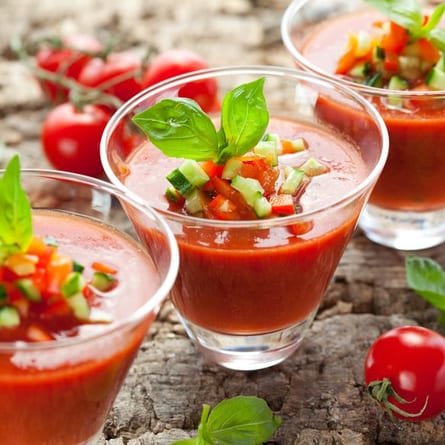 Gazpacho, eine feine kalte Sommersuppe