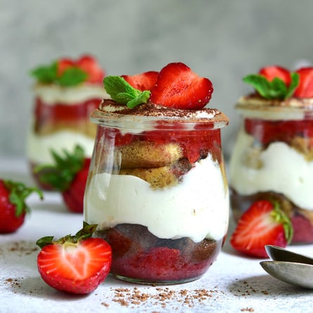 Sommerliches Erdbeertiramisu