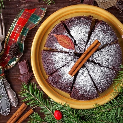 Kuchen mit allerlei Dörrfrüchten. 